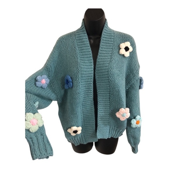 Blue Crochet embroidered blue white pink rosebuds open‎ front oversized cardigan - Picture 13 of 17
